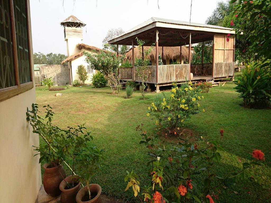 Eden Lodge Kribi Luaran gambar